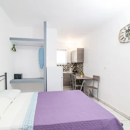 Toulas & Apts No2 * Faliraki