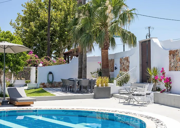 Toulas & Apts No2 Faliraki