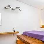 Toulas & Apts No2