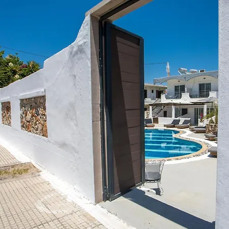 Toulas & Apts No2
