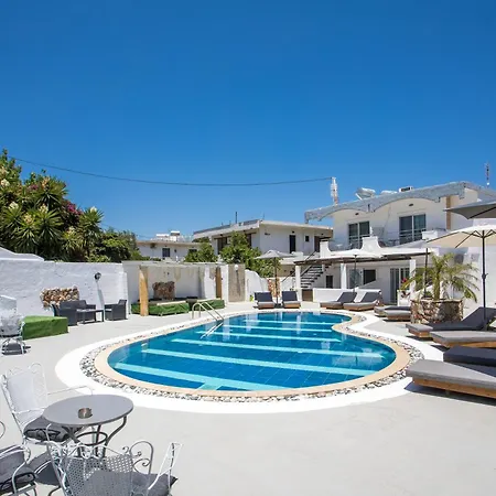 Toulas & Apts No2 * Faliraki