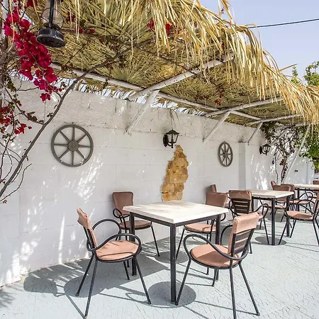 شقة Toulas & Apts No2