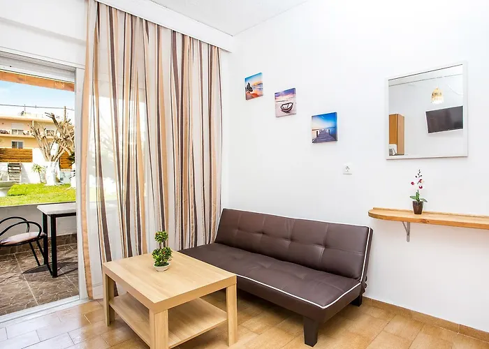 Lejlighed Toulas & Apts No2