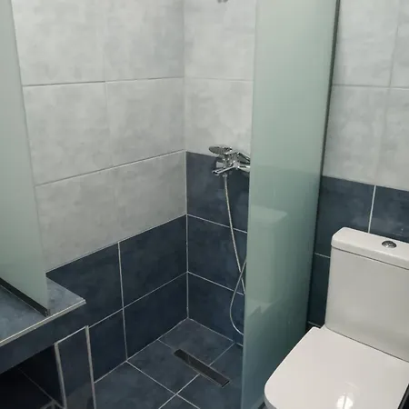 Toulas & Apts No2 Апартаменты *