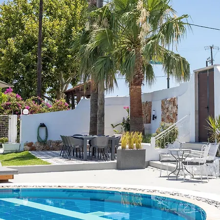 Toulas & Apts No2 Faliraki