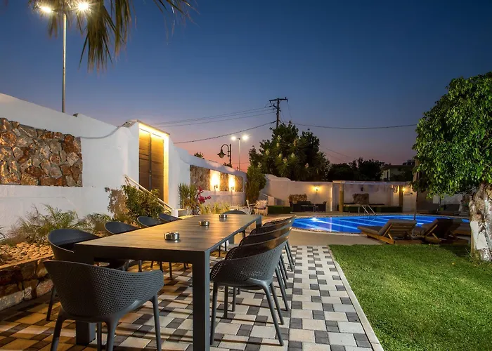 Toulas & Apts No2 Apartamento Faliraki